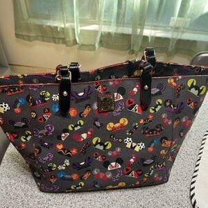Dooney and Bourke Disney Tote bag